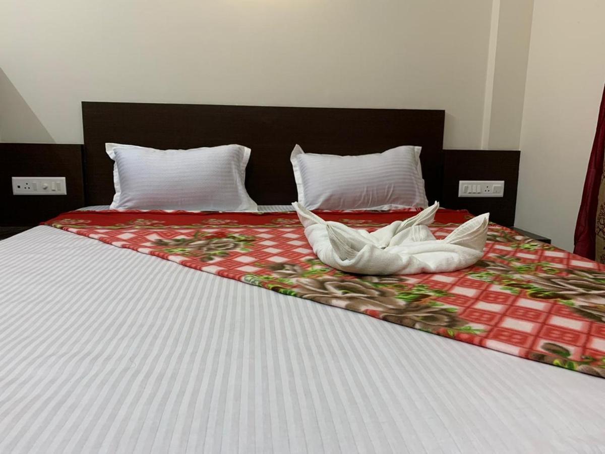 Strategic Inn Пурі Екстер'єр фото