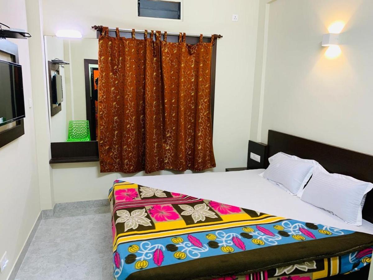 Strategic Inn Пурі Екстер'єр фото