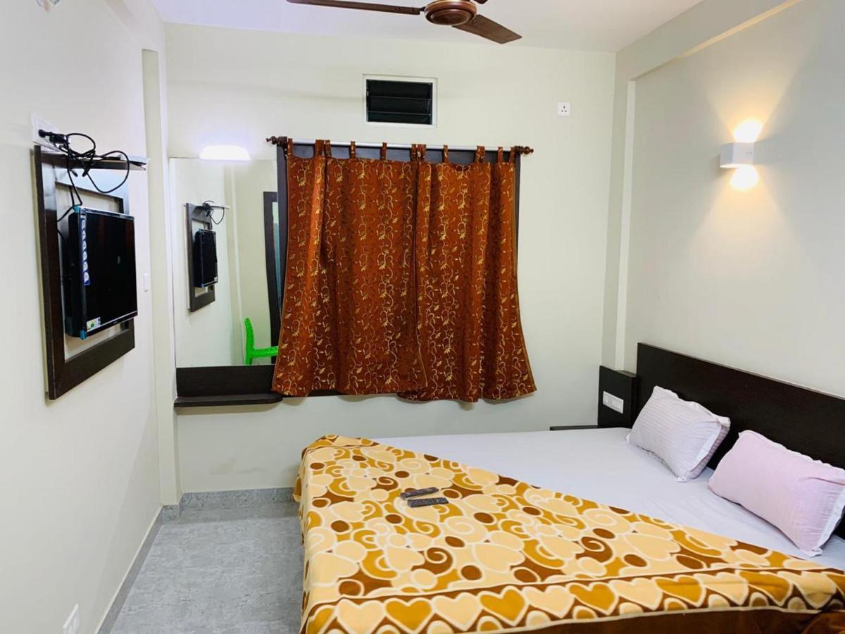 Strategic Inn Пурі Екстер'єр фото