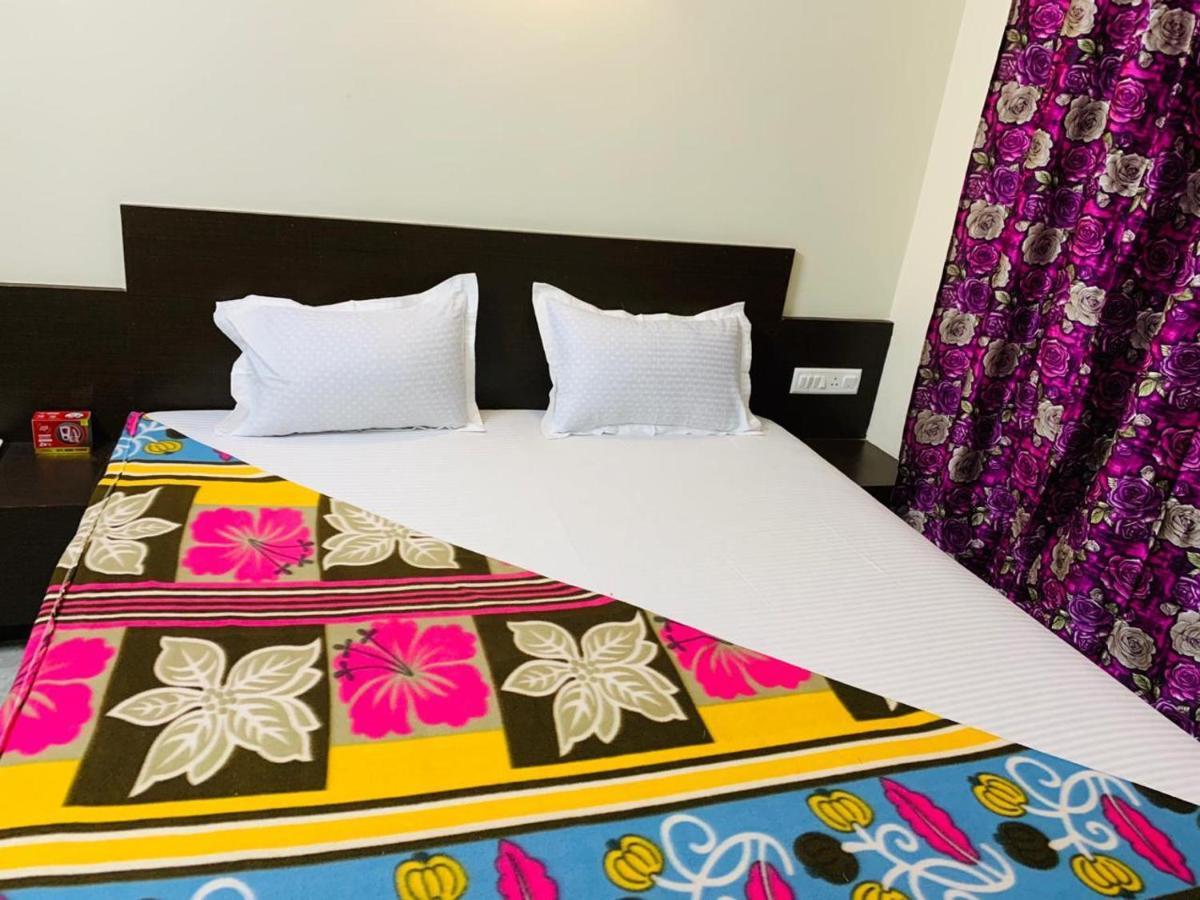 Strategic Inn Пурі Екстер'єр фото