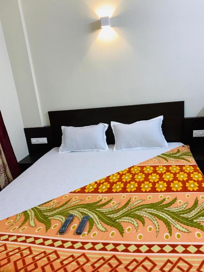 Strategic Inn Пурі Екстер'єр фото
